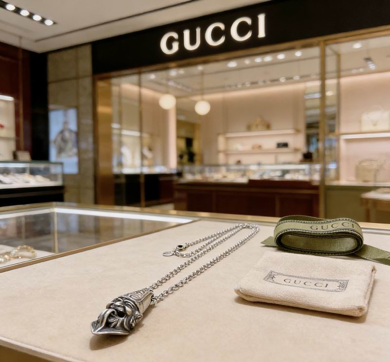 Gucci Necklace  02yxs49